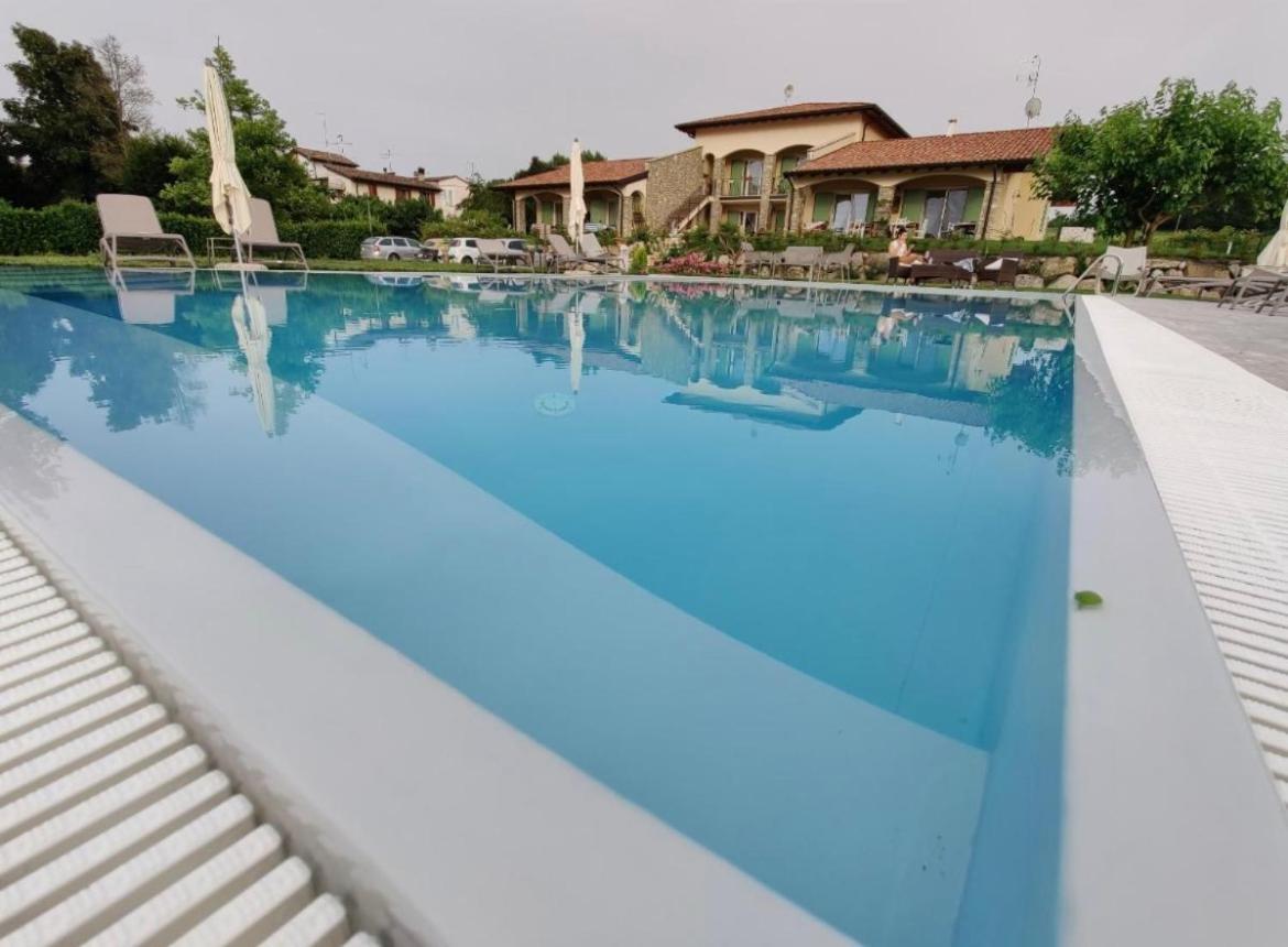 Orchidea Del Garda Bed & Breakfast Пескиера дел Гарда Екстериор снимка