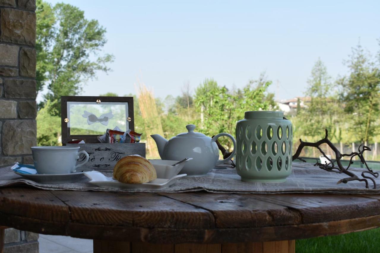 Orchidea Del Garda Bed & Breakfast Пескиера дел Гарда Екстериор снимка
